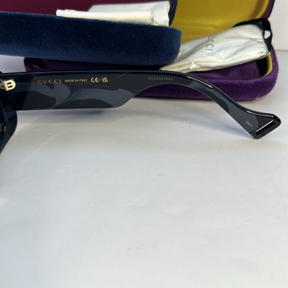 New Authentic Gucci GG0516S 013 52 Interlocking Logo on temples Sunglasses - Picture 11 of 12